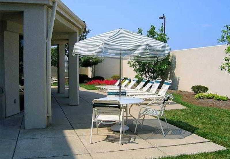 Courtyard Cincinnati Airport South/Florence Exterior photo